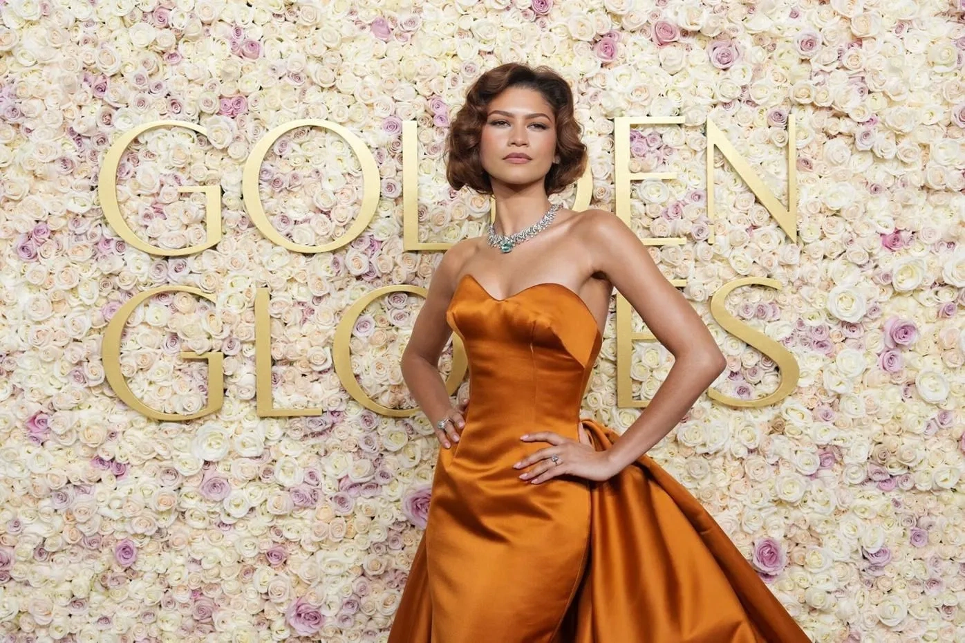 海角视频红毯礼服展示视频